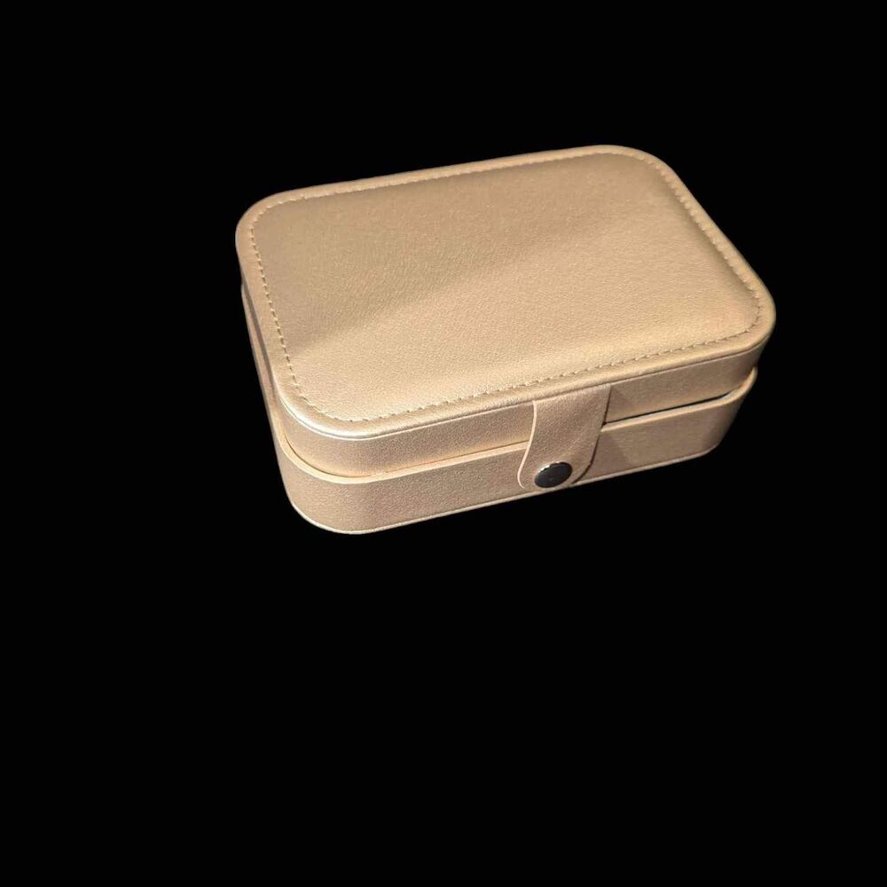 Golden Soft Leather Classic Jewelry Travel Organizer w/Snap Closure - Picture 3 of 3
